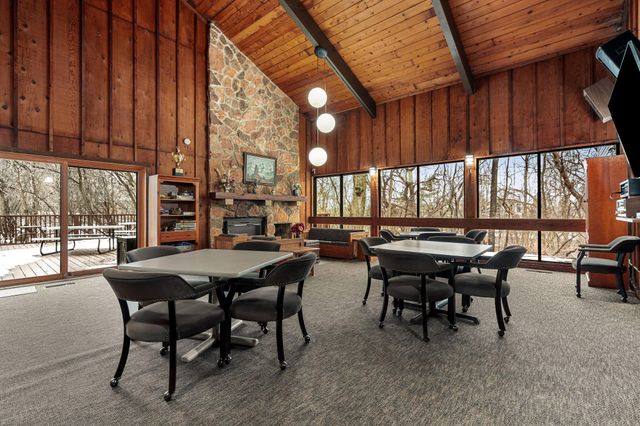 250 Cambria Court, Woodbury, MN 55125