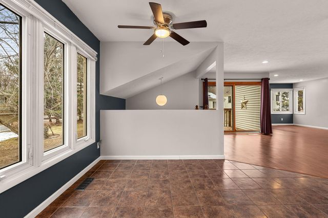 250 Cambria Court, Woodbury, MN 55125