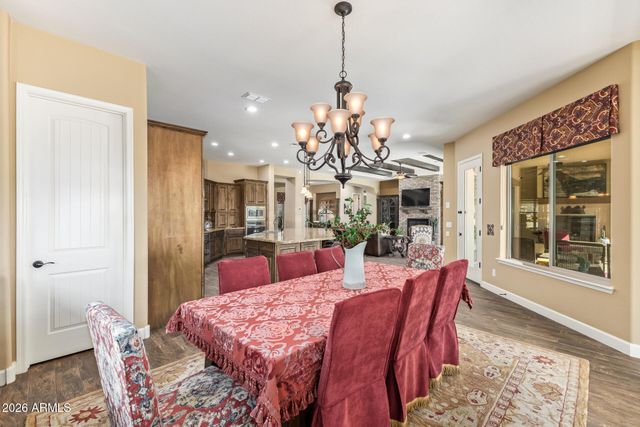 18123 W DESERT SAGE Drive, Goodyear, AZ 85338