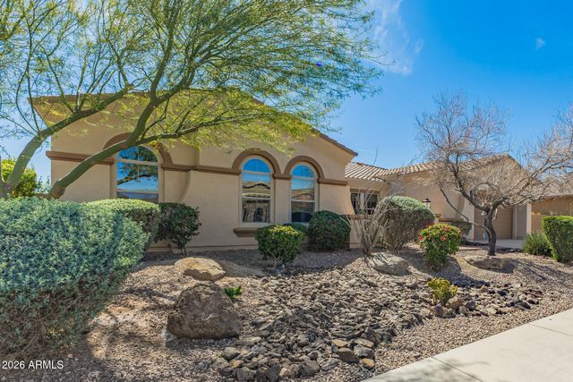 18123 W DESERT SAGE Drive, Goodyear, AZ 85338