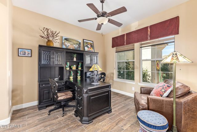 18123 W DESERT SAGE Drive, Goodyear, AZ 85338