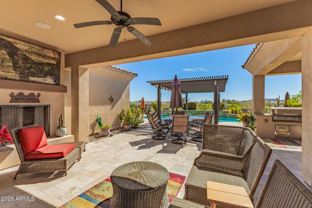 18123 W DESERT SAGE Drive, Goodyear, AZ 85338