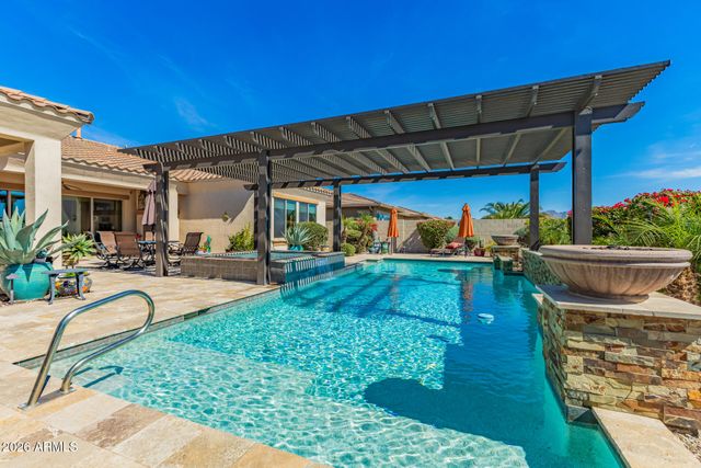 18123 W DESERT SAGE Drive, Goodyear, AZ 85338