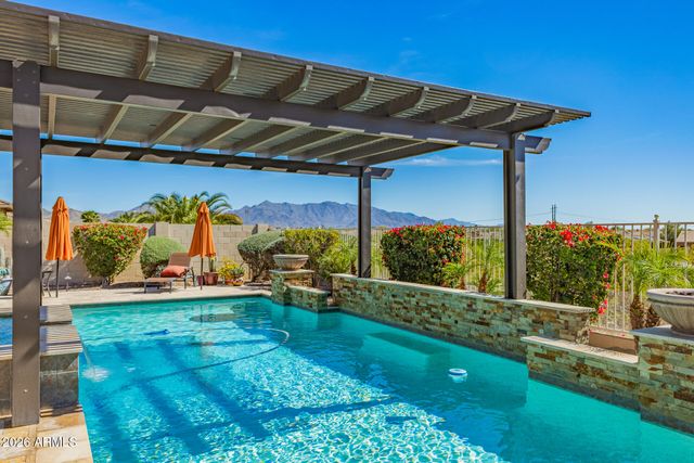 18123 W DESERT SAGE Drive, Goodyear, AZ 85338