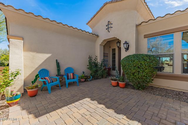 18123 W DESERT SAGE Drive, Goodyear, AZ 85338