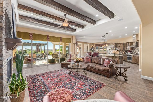 18123 W DESERT SAGE Drive, Goodyear, AZ 85338