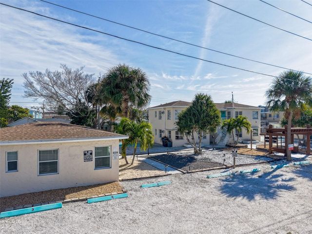 115 145TH AVENUE E 3, Madeira Beach, FL 33708