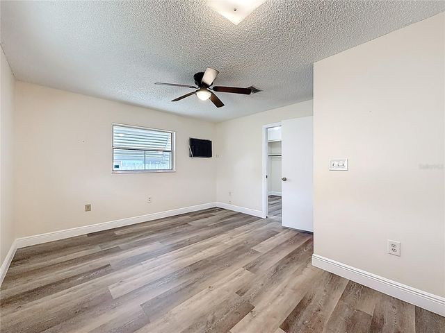 615 THIRD AVENUE, Lady Lake, FL 32159