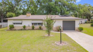 615 THIRD AVENUE, Lady Lake, FL 32159