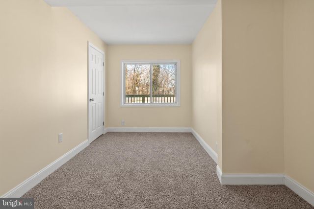 315 RIVERSIDE DR, Baltimore, MD 21221