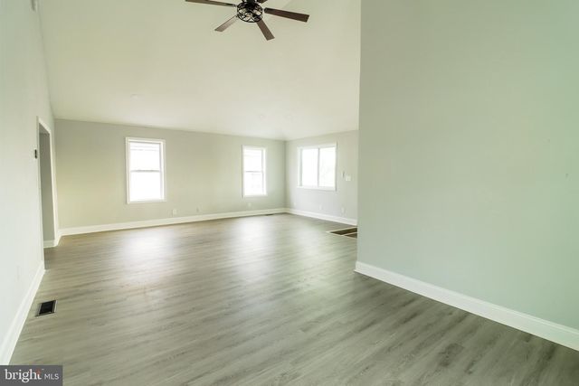 315 RIVERSIDE DR, Baltimore, MD 21221