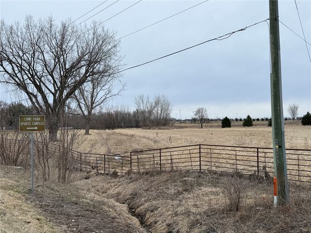 Alburnett Road, Marion, IA 52302