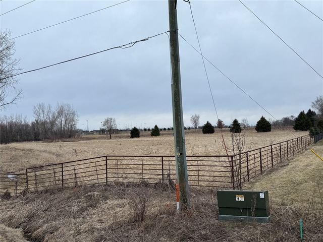 Alburnett Road, Marion, IA 52302