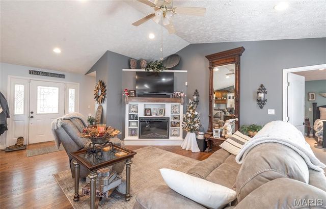 13030 County Road 8250, Rolla, MO 65401