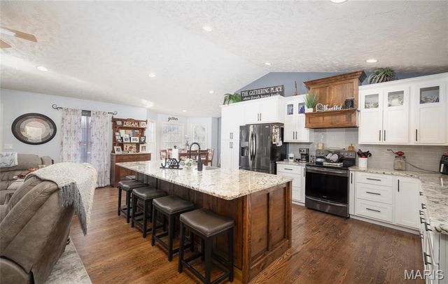 13030 County Road 8250, Rolla, MO 65401