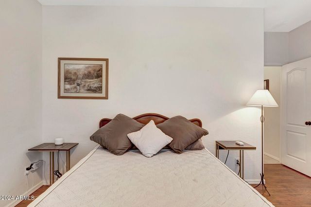 4343 E Mossman Road, Phoenix, AZ 85050