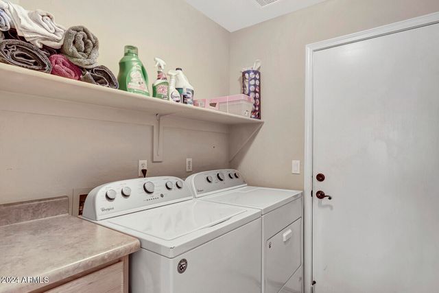 4343 E Mossman Road, Phoenix, AZ 85050