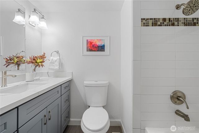 11527 113th PL NE, Kirkland, WA 98033