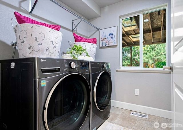 11527 113th PL NE, Kirkland, WA 98033