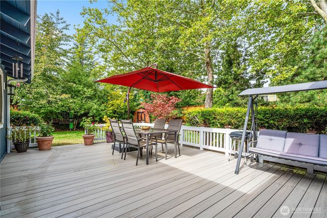 11527 113th PL NE, Kirkland, WA 98033