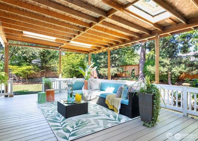 11527 113th PL NE, Kirkland, WA 98033