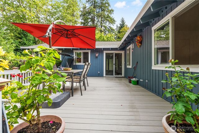 11527 113th PL NE, Kirkland, WA 98033