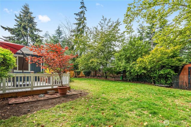 11527 113th PL NE, Kirkland, WA 98033