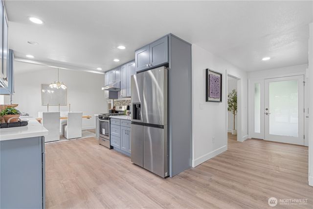 11527 113th PL NE, Kirkland, WA 98033