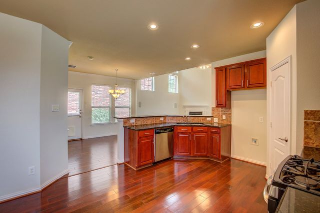 4321 Peregrine Way, Carrollton, TX 75010