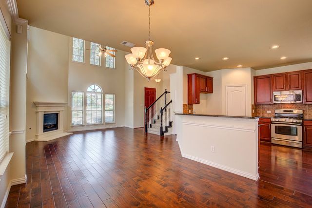 4321 Peregrine Way, Carrollton, TX 75010