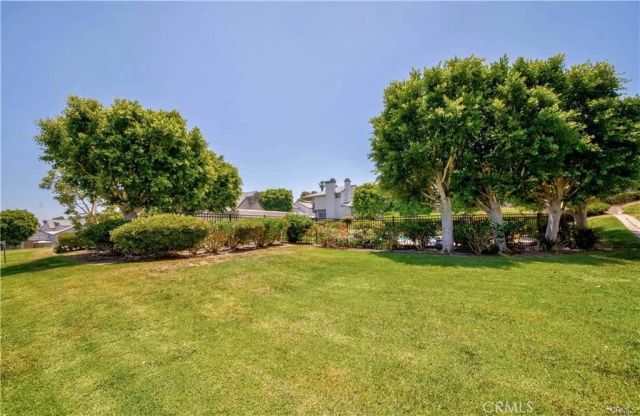 900 W Country View 36, La Habra, CA 90631