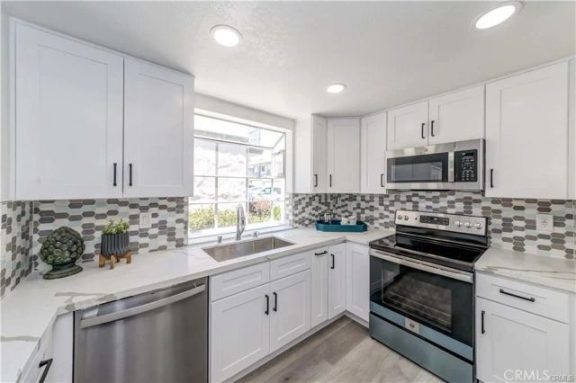 900 W Country View 36, La Habra, CA 90631