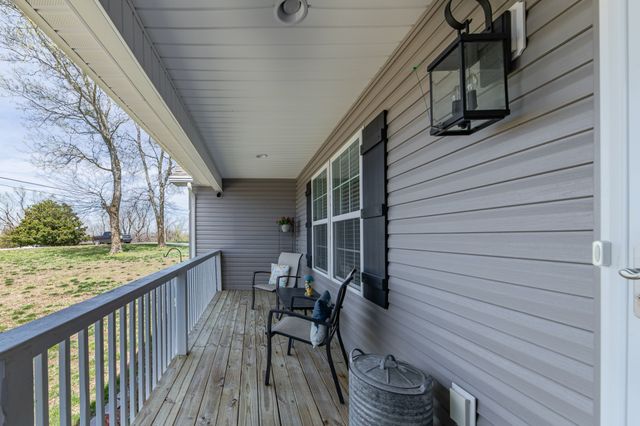 2088 Garner Rd, Mount Pleasant, TN 38474