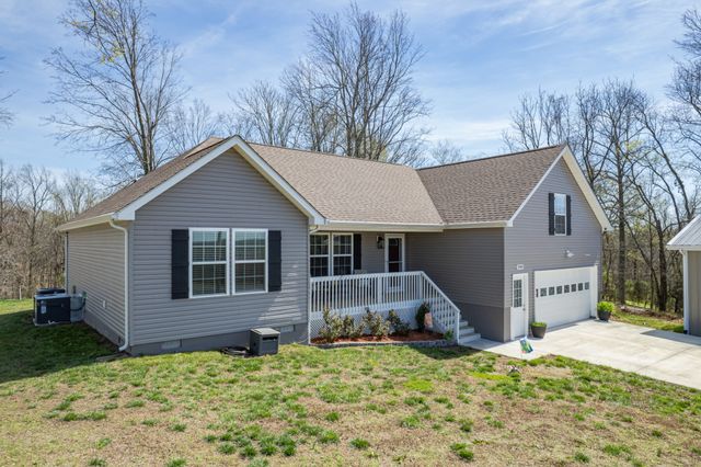 2088 Garner Rd, Mount Pleasant, TN 38474