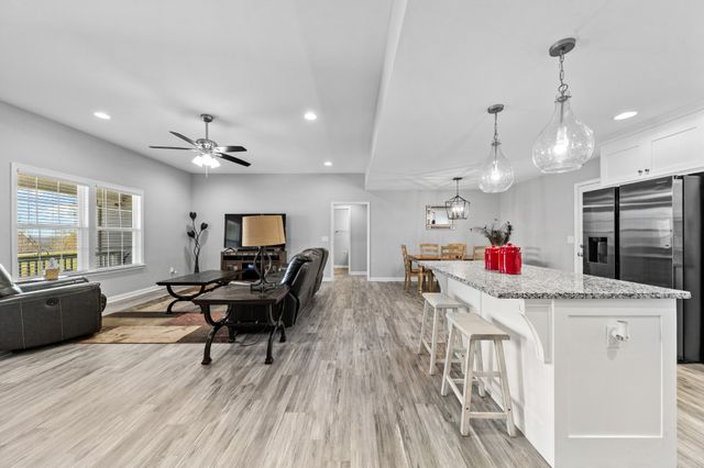 2088 Garner Rd, Mount Pleasant, TN 38474