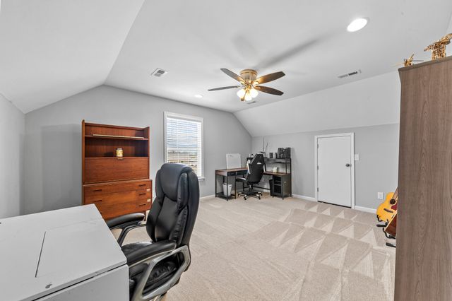 2088 Garner Rd, Mount Pleasant, TN 38474