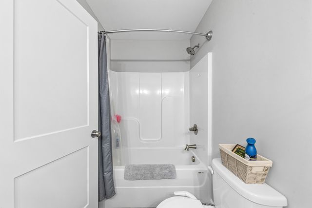 2088 Garner Rd, Mount Pleasant, TN 38474