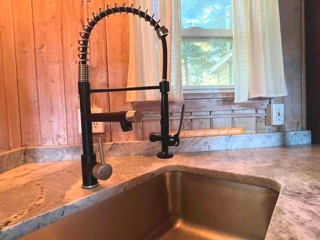 2820 Ridge Road, Harrison, MI 48625