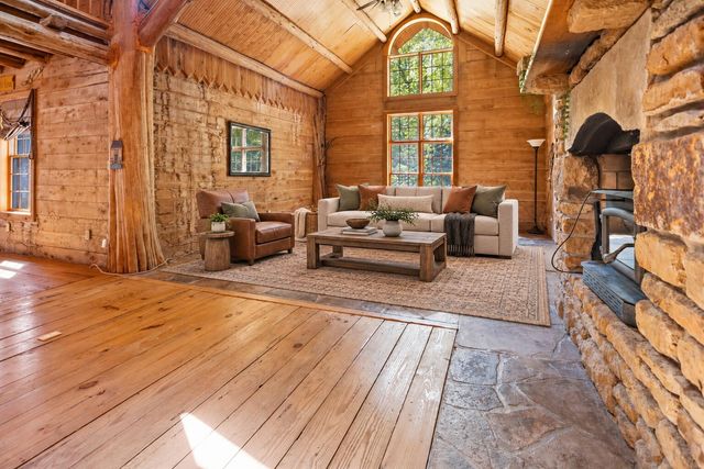26 Big Clifty Creek Road, Science Hill, KY 42553