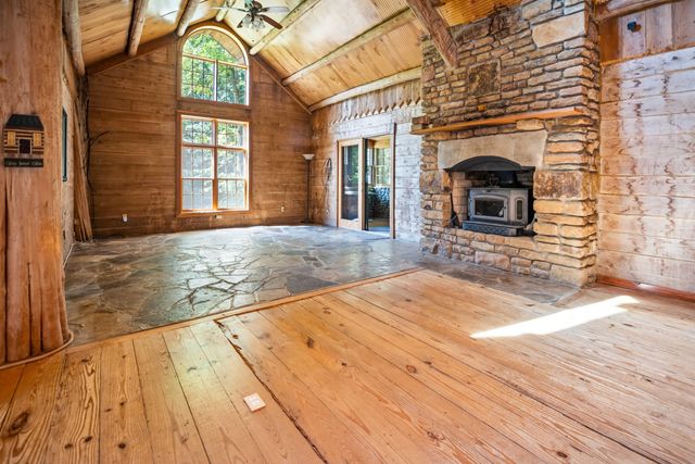 26 Big Clifty Creek Road, Science Hill, KY 42553