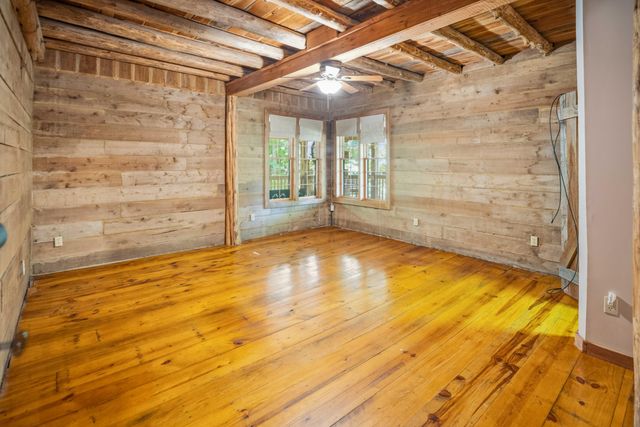 26 Big Clifty Creek Road, Science Hill, KY 42553