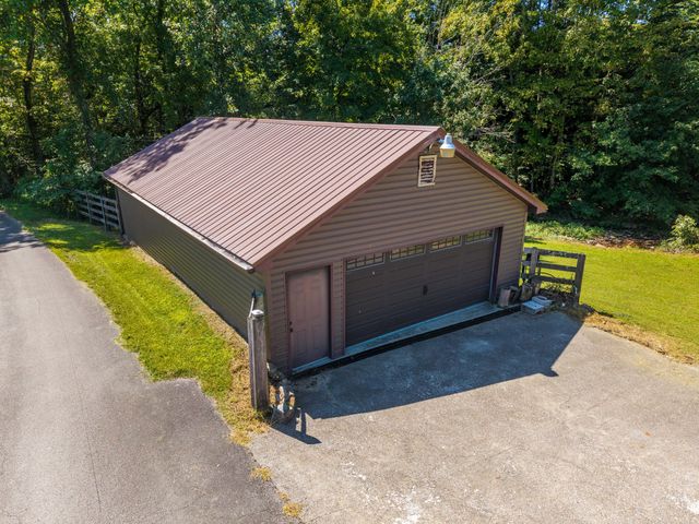 26 Big Clifty Creek Road, Science Hill, KY 42553