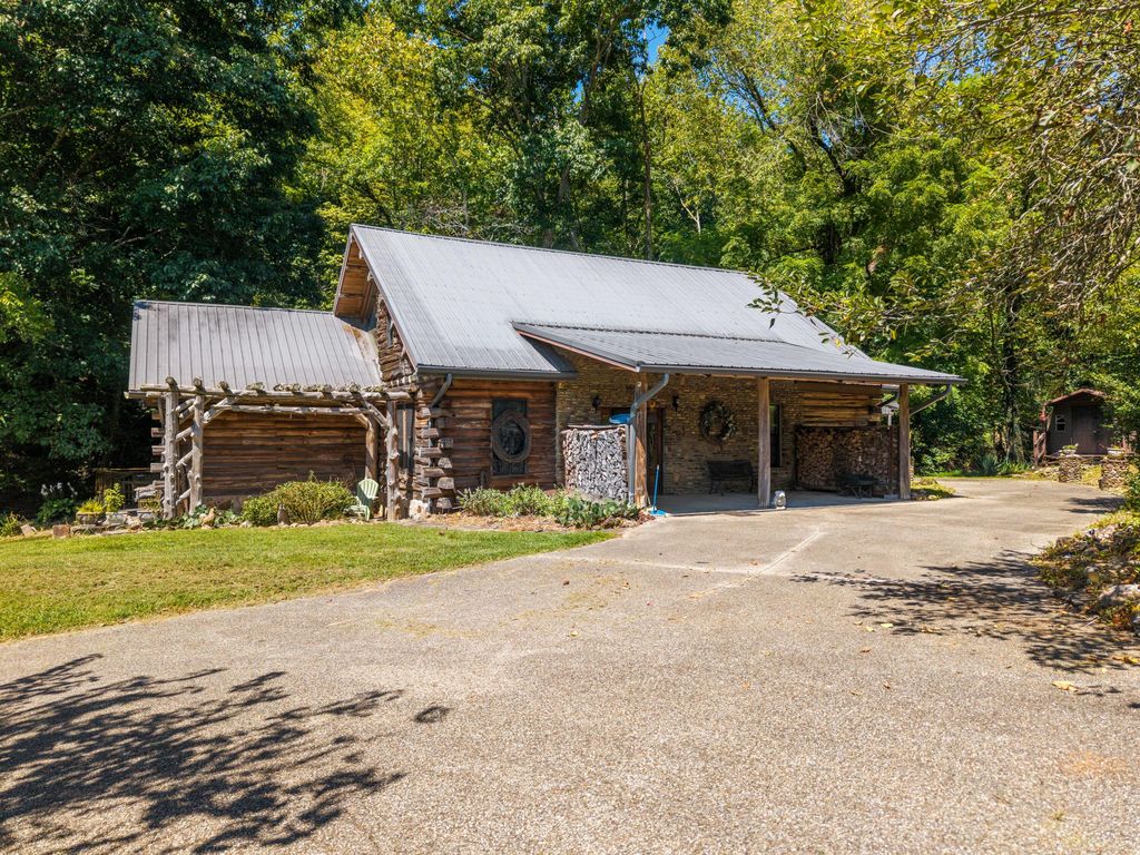 26 Big Clifty Creek Road, Science Hill, KY 42553