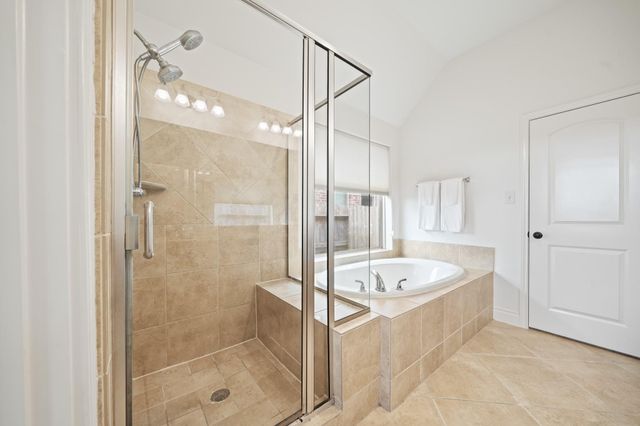 10306 Rouken Glen Court, Richmond, TX 77407