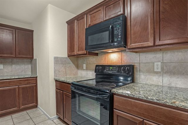 2914 Englenook Drive, Seagoville, TX 75159