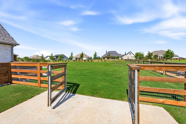 516 Westcreek Lane, Northlake, TX 76226