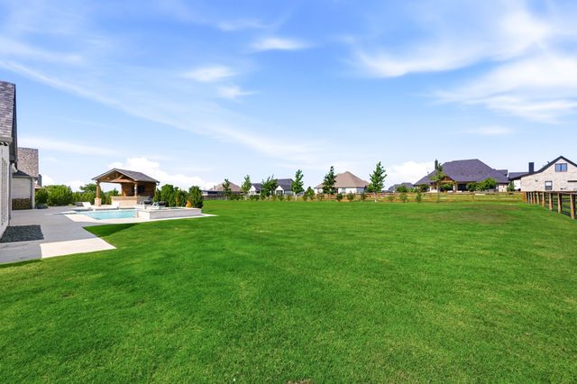 516 Westcreek Lane, Northlake, TX 76226
