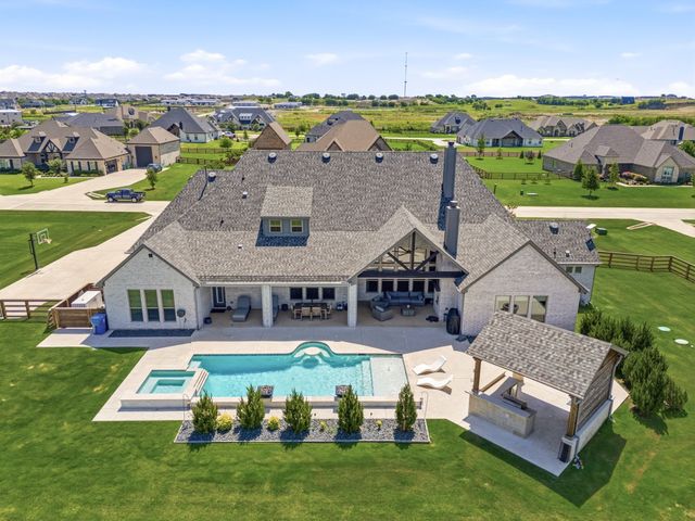 516 Westcreek Lane, Northlake, TX 76226