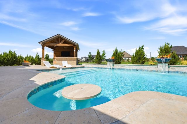 516 Westcreek Lane, Northlake, TX 76226