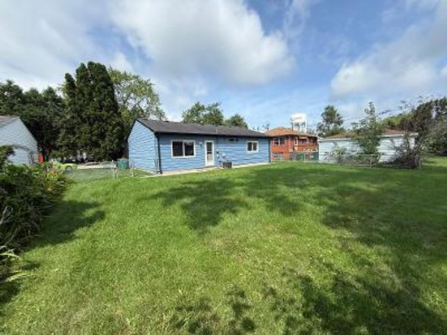 225 Nippert Avenue 225, Romeoville, IL 60446